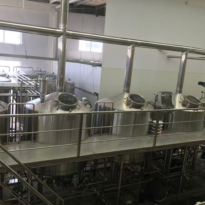 坡头精酿啤酒设备厂—啤酒文化的深刻内涵